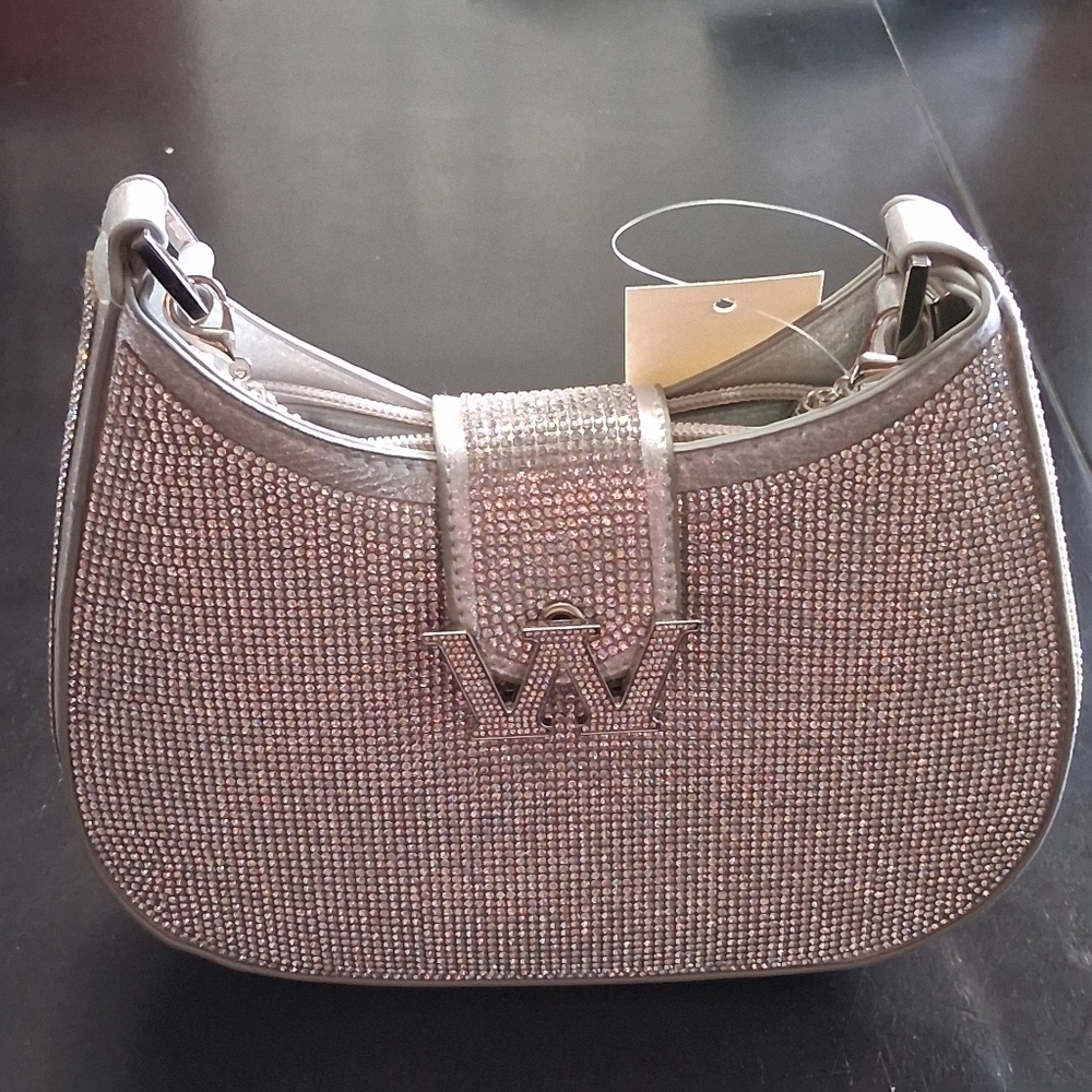 NWT Silver Rhinestone Shoulder/Crossbody Bag Size 8"×6"×2"